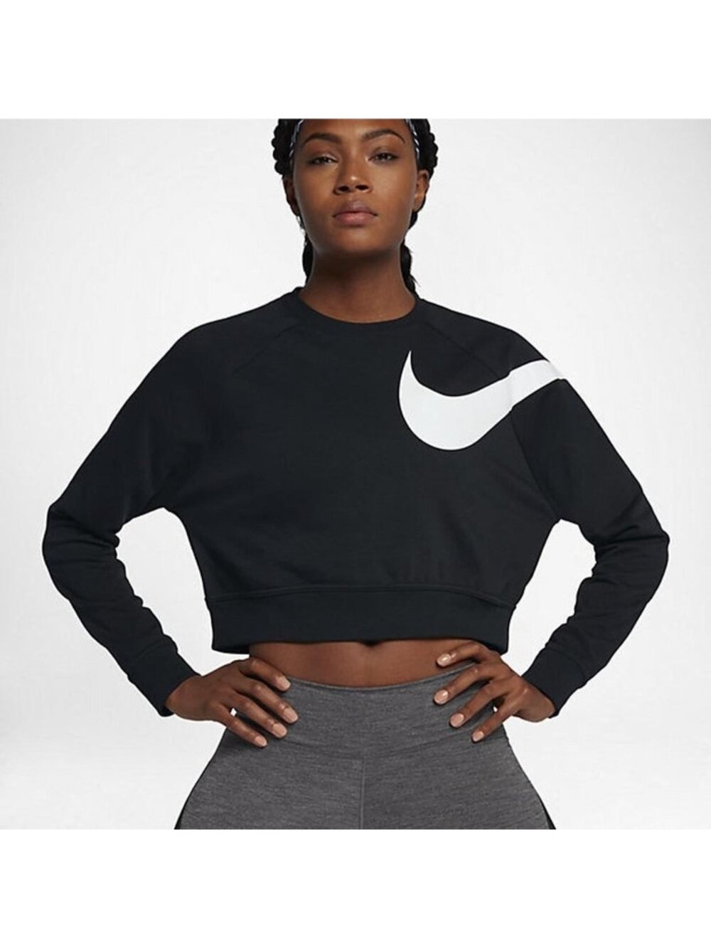 EUC Nike Women’s Crewneck Sweatshirt Cropped Training top  Swoosh Logo L